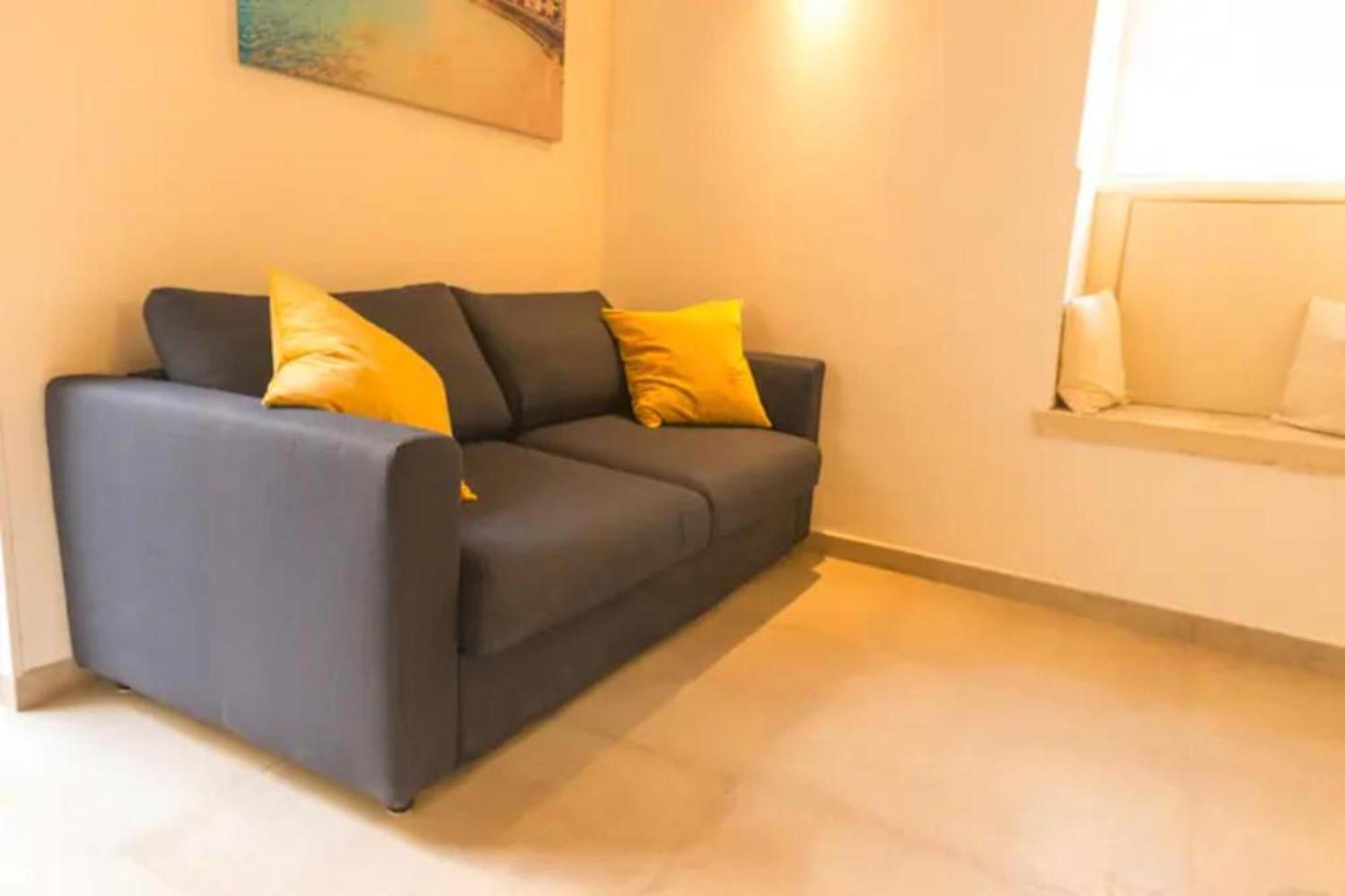 Authentic 1st Fl At The 3 Cities Marina