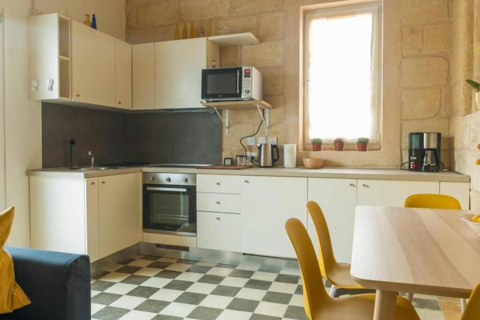 Authentic 1st Fl At The 3 Cities Marina Apartamento
