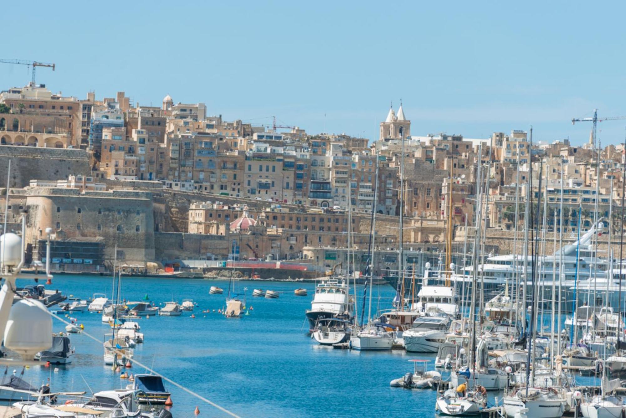 Apartamento Authentic 1st Fl At The 3 Cities Marina